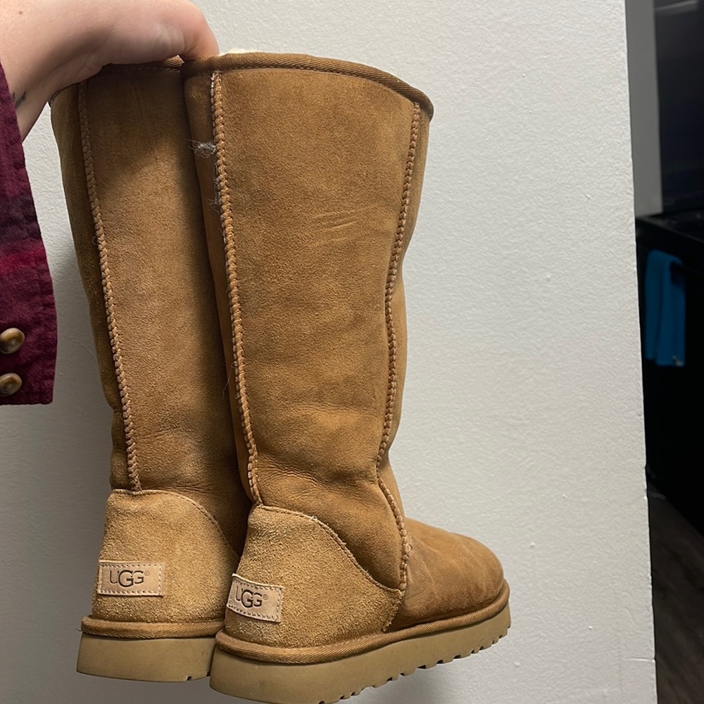 COPY - uggs!